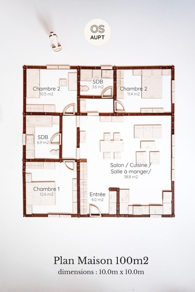 Plan Maison 100m2 plain-pied avec 3 Chambres (10.0m x 10.0m)