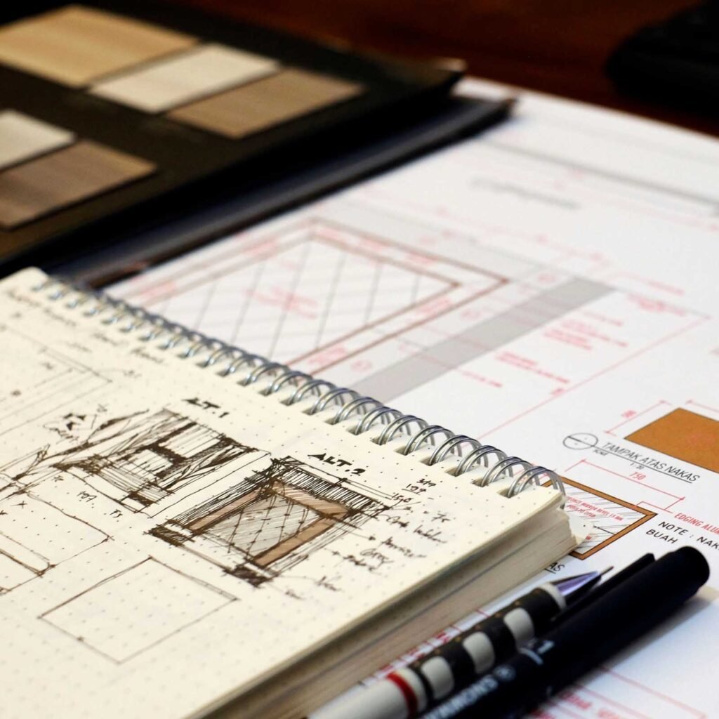 croquis et plans architecturaux détaillés.