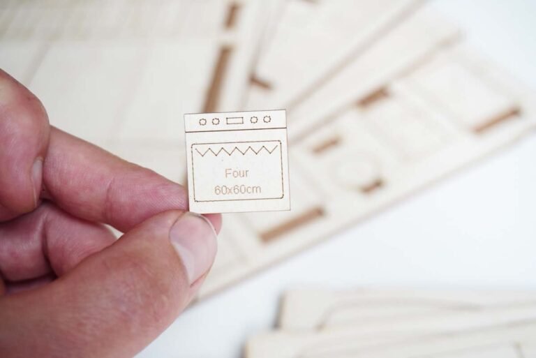 dimensions four taille standard